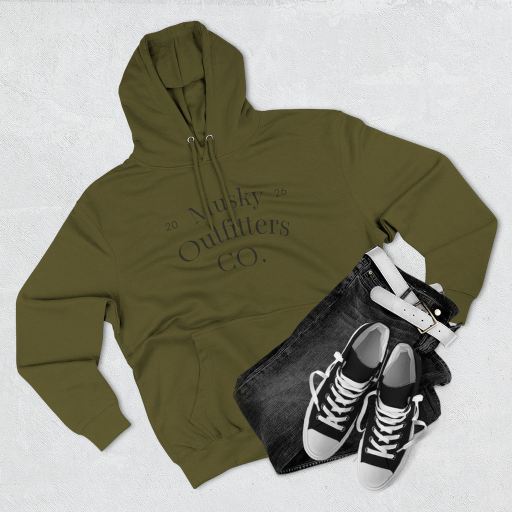 Vintage Lakeside Hoodie — Rustic Cabin Nature Graphic