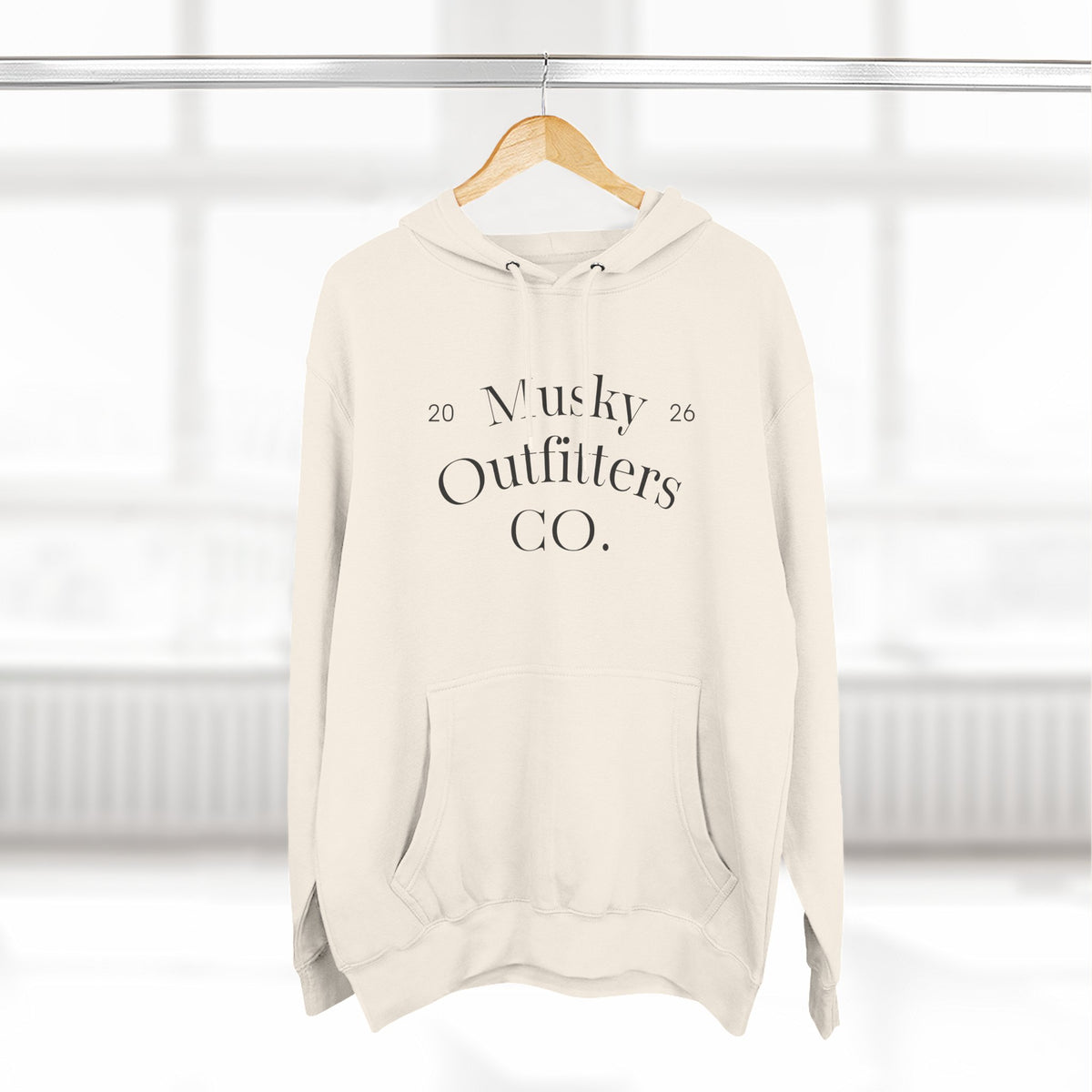Vintage Lakeside Hoodie — Rustic Cabin Nature Graphic